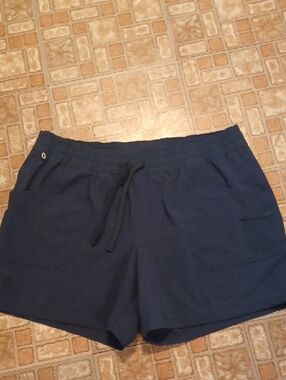 Columbia Navy Athletic Drawstring Women’s Shorts PfG size Xlarge